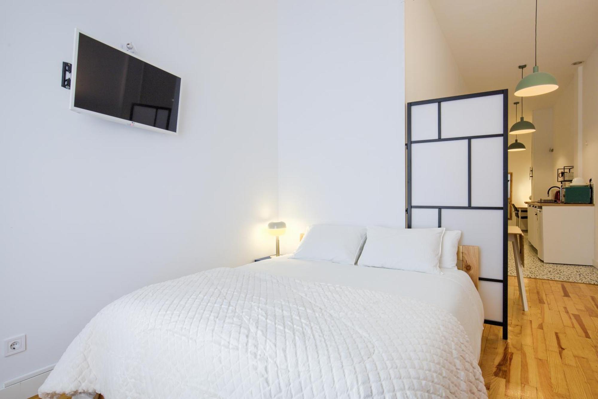 Mezzanine Orange Apartment Madrid Bilik gambar