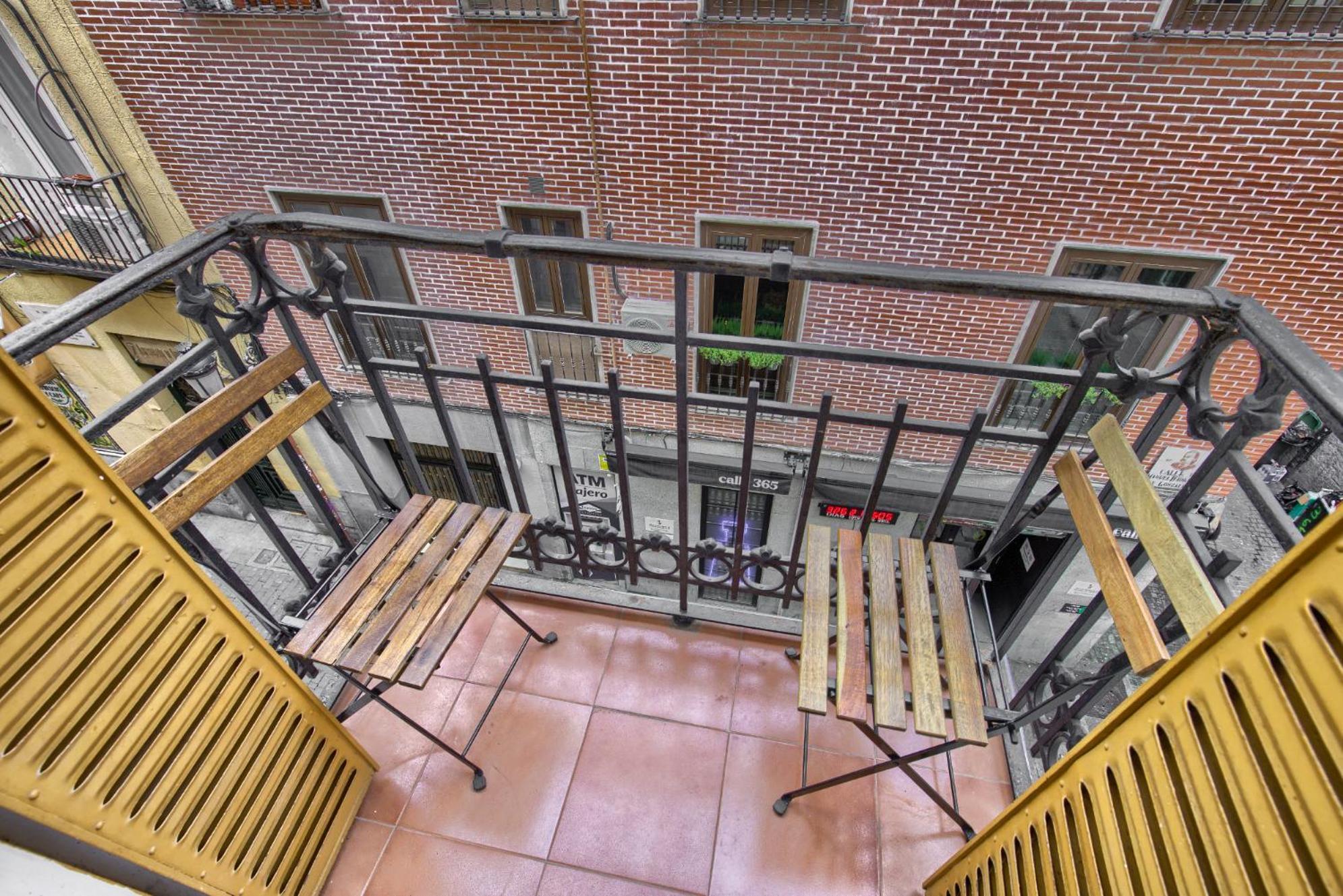 Mezzanine Orange Apartment Madrid Luaran gambar